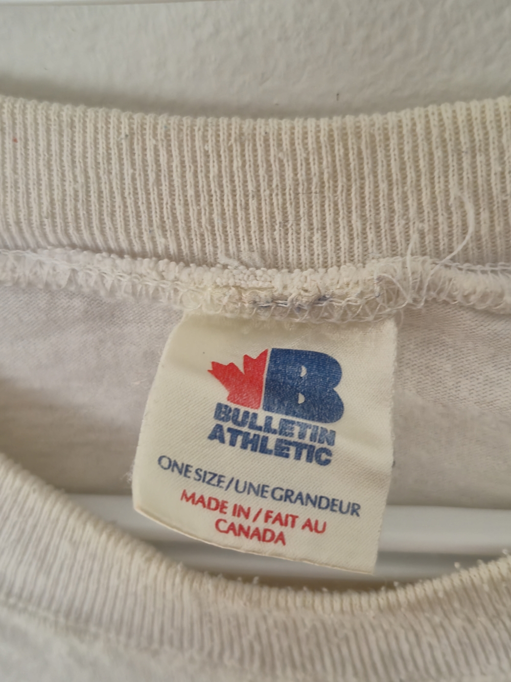 Vintage 1993 Montreal Expos All Over Print T-Shirt Bulletin Athletic - Picture 4 of 16